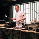 KOBAYASHI - 炒飯の炒め方を勉強させて頂き中