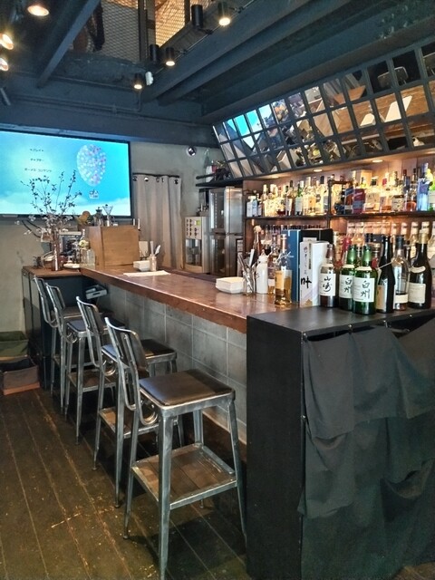 Industrial Dining bar photo 4