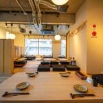 居酒家ひなた - テーブル