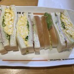 コメダ珈琲店 - 具沢山　⛰️ 山️山