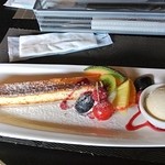 菓子と珈琲 朔 - 麹チーズケーキ＋アイス