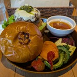 Bocca burger - Bocca burger＋島野菜の素揚げ①