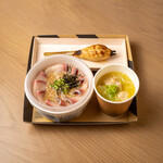こだまり食堂 - 胡麻カンパチ丼&水炊き&ねり