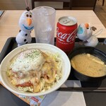 松屋 - 料理写真:全部で940円(税込)  ※これを高いと思うか、無駄遣いと思うかは、あなた次第！