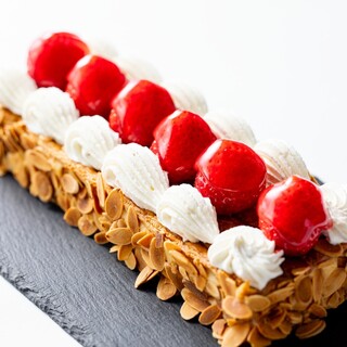 苺のミルフィーユ美食家の心に刻まれた永遠の逸品