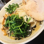 麺酒房 龍安 - 黒醤油ラーメン（大盛）