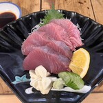 居酒屋　葉牡丹 - かつおの刺身 1,210円 