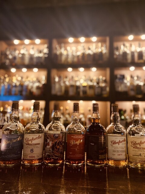 Bar Little Happiness