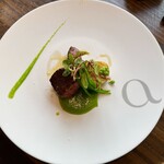 アコルドゥ - 大和牛のアサード　若い豆のフーゴ