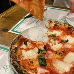 ア フェネステッラ - 