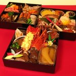 割烹 藤吉 - 今年のおせち料理　37品目三段重31,500円