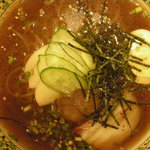 しんざん苑 - 冷麺（冷製スープの韓国麺）1050円