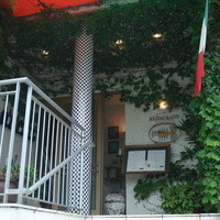 イタリア料理 リストランテ フィッシュボーン - 玄関