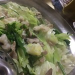 もつ幸 - もつ鍋(1000円/一人前)