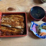 うなぎ亭 友栄 - 漬物は6種盛り。肝吸い付き。