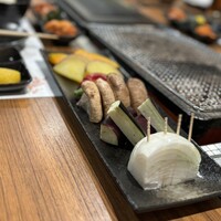 りきちゃん 祇園店 - 野菜は焼肉スタイル