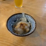 能登屋 - お通し（なめこおろし）