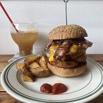 ダコタ ラスティック テーブル - 