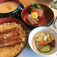鰻割烹 伊豆栄 不忍亭 - 