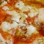 サラミピカンテのマルゲリータ