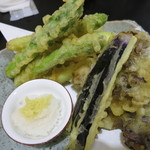 そば 法師人 - なす、アスパラ、マイタケ天