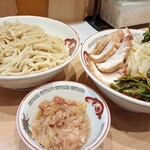 豚山 - コレ、麺増し券、反映されてなくない？