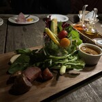 MOKICHI TRATTORIA - 採れたて地場野菜のバーニャカウダ