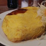 レストラン　サンサワ - オムライス大盛