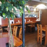 レストラン　サンサワ - 店内