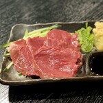 炭火焼肉 牛のまるやま - 和牛ハツ刺