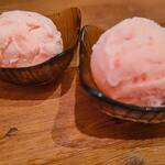 魚や 旬平 - 苺シャーベット