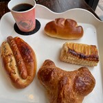 フランスベ－カリー - コーヒーは２８０円でした