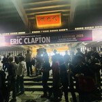 オー バカナル - 武道館は満員御礼