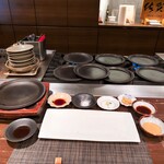 キャラバン - ステーキのタレや塩もどれも美味しかったな〜