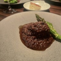 RJ - 牛頰肉の赤ワイン煮