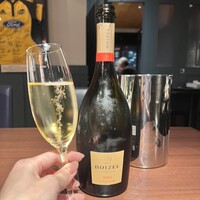 ワカヌイ グリル ダイニング バー 東京 - 