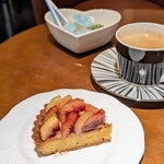 CAFE GALLERY 寸心 - 