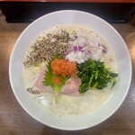 ヌードル＆スパイスカレー 今日の1番 - クリーム鶏白湯明太子らーめん ¥1,300-(税込)