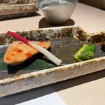 鮨 起承転結 - サワラの梅肉焼き、東北のアスパラと