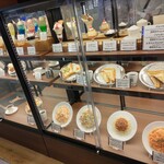 かもだ珈琲 相鉄ライフ三ツ境店 - ショーケース