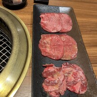 中目黒焼肉 登牛門 - 