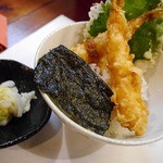 天ぷら 鈴木屋 - 天丼です