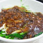 Jing Hua Restaurant - ジャージャー麺6ドル