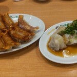大衆餃子酒場ニューマルケン - 『ニューマルケン焼餃子』と『おろしポン酢水餃子』