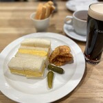 セントル ザ・ベーカリー - オムレツサンド　パンもオムレツも全部美味しかった