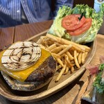クアアイナ - チーズハンバーガー♡