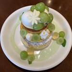 2022年9月　シャインマスカットのパンケーキ