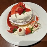 カフェ アクイーユ - 2023年6月　12周年企画　クレームダンジュ　いちご