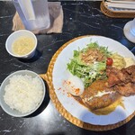 キッチン デミル - 