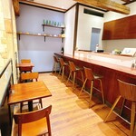 パティスリー クグラパン - カフェスペースあり